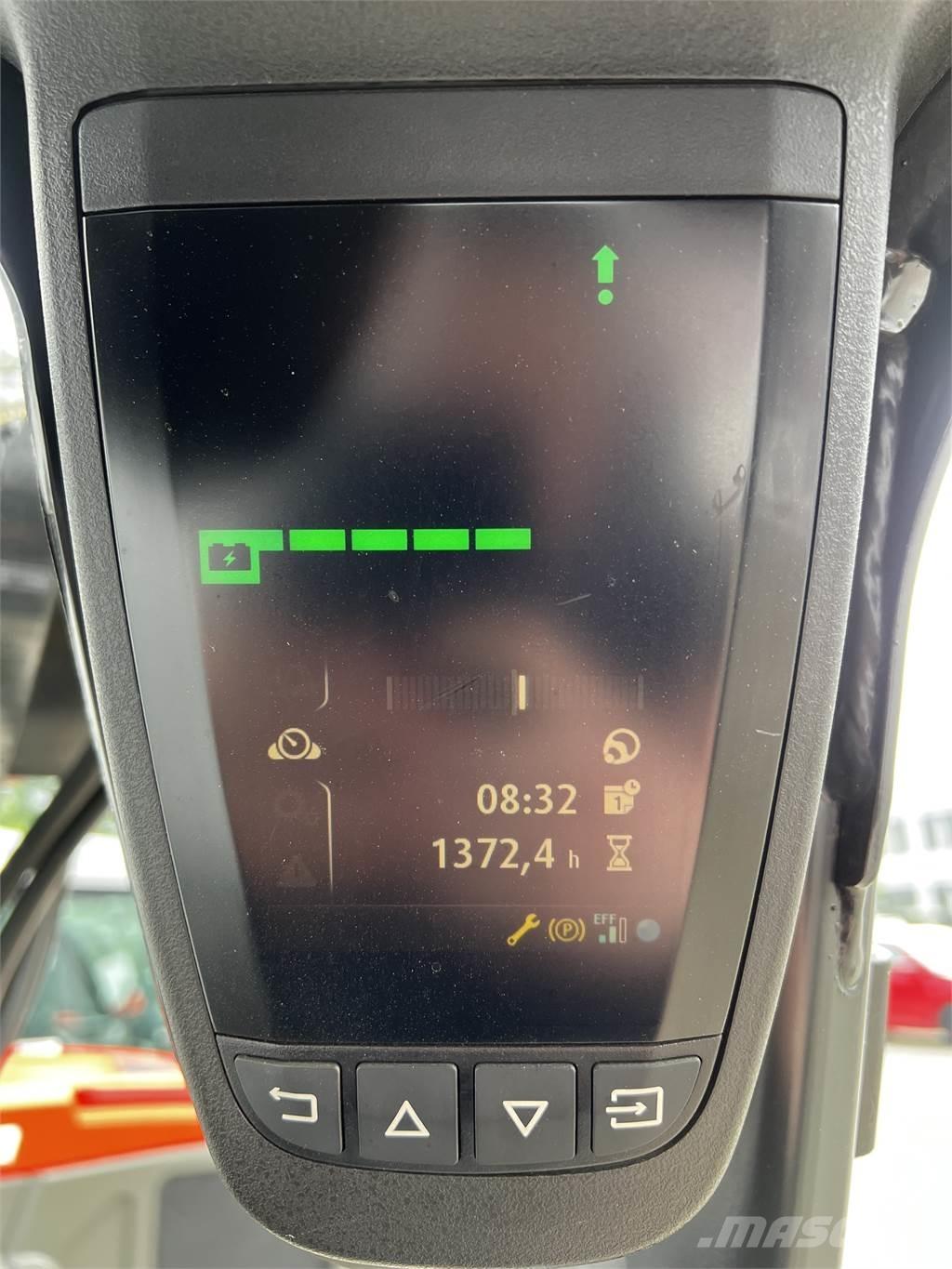 Linde E16C バッテリーフォークリフト