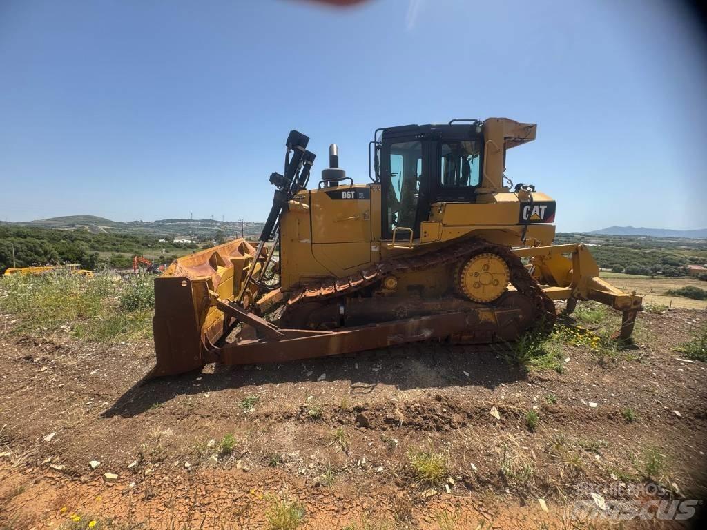 CAT D 6 T XL ブルドーザー