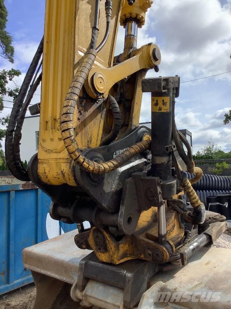 Komatsu PC 240 LC-10 大型油圧ショベル12t以上（パワーショベル・ユンボ）