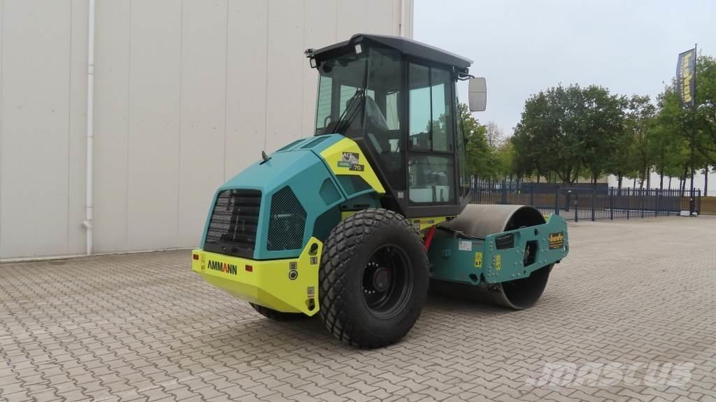 Ammann ARS 70 振動ローラ