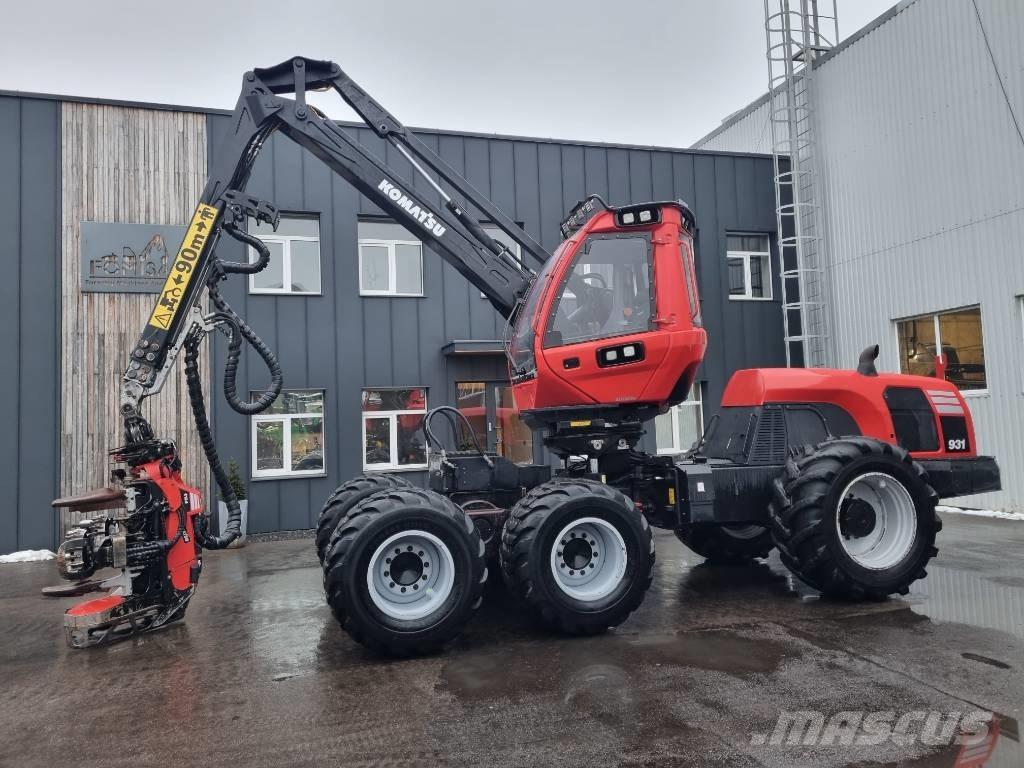 Komatsu 931 ハーベスター