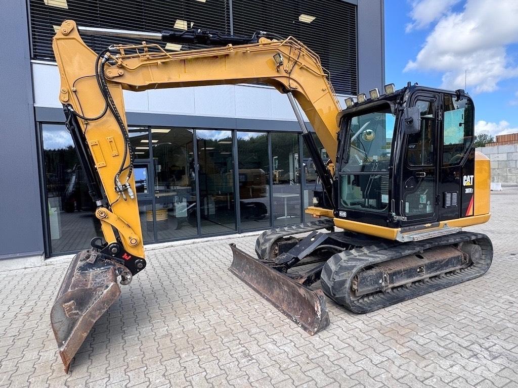 CAT 307E2 中型油圧ショベル 7ｔ-12ｔ（ユンボ・パワーショベル・バックホー）