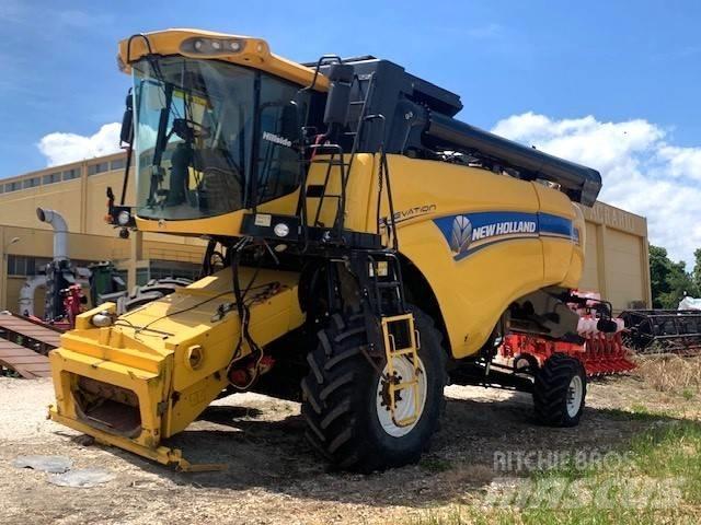 New Holland CX 5090 コンバイン
