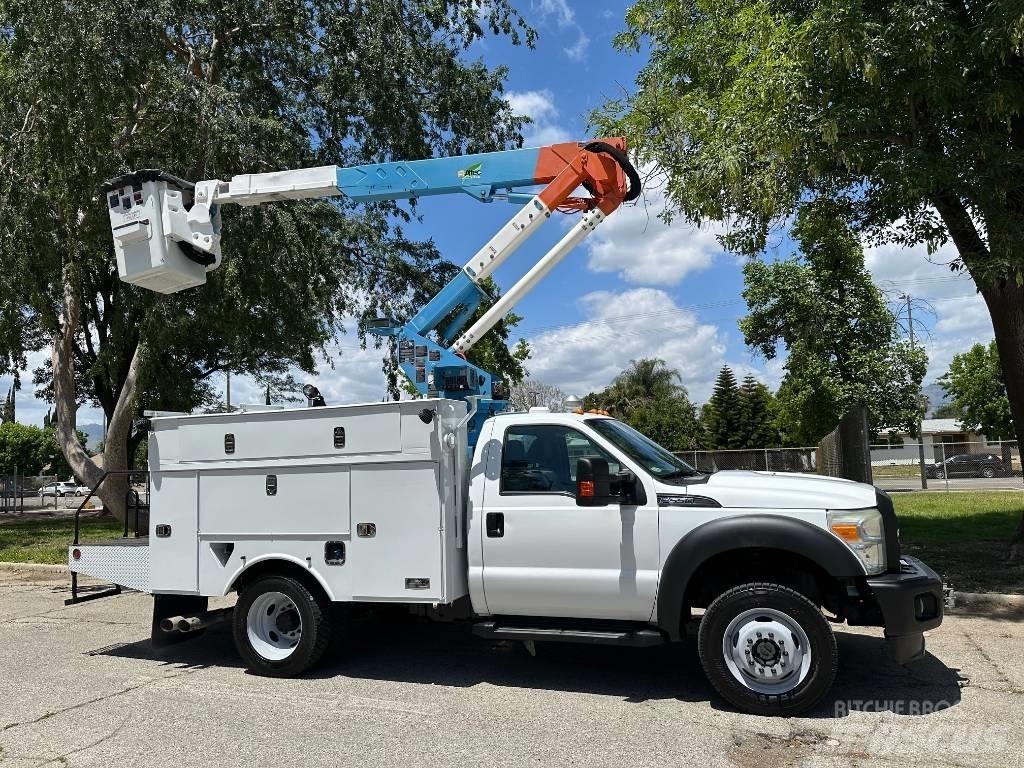 Ford F 550 SD トラック高所作業車