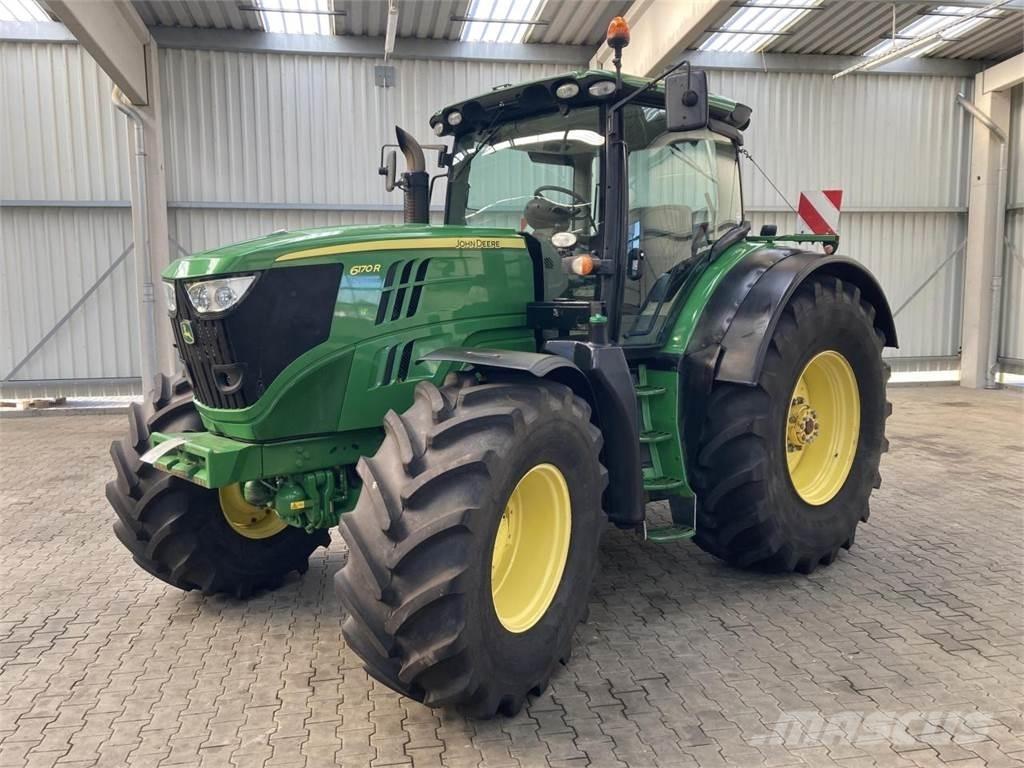 John Deere 6170R トラクター