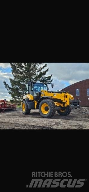 JCB TM 320 S 農業用テレハンドラー