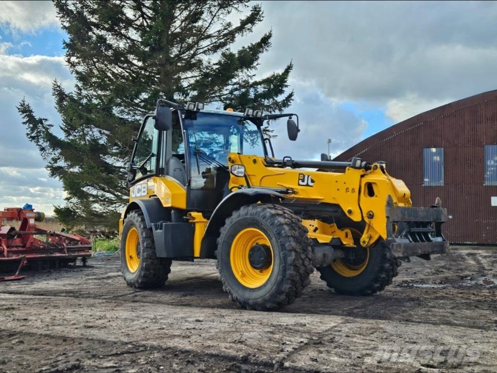 JCB TM 320 S 農業用テレハンドラー