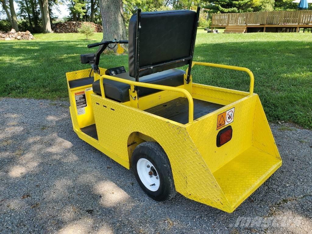 Cushman Minute Miser トーイングトラック