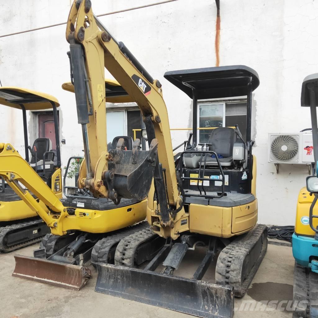 CAT 302CR ミニ油圧ショベル 7t以下（ミニユンボ・ミニディガー）