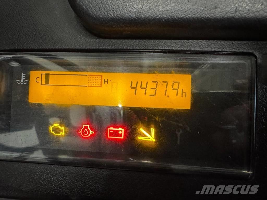 Toyota 10851 - 8FGF30 LPGフォークリフト