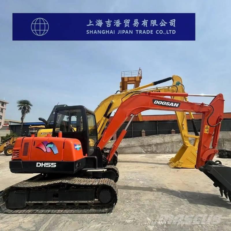 Doosan DH 55 ミニ油圧ショベル 7t以下（ミニユンボ・ミニディガー）