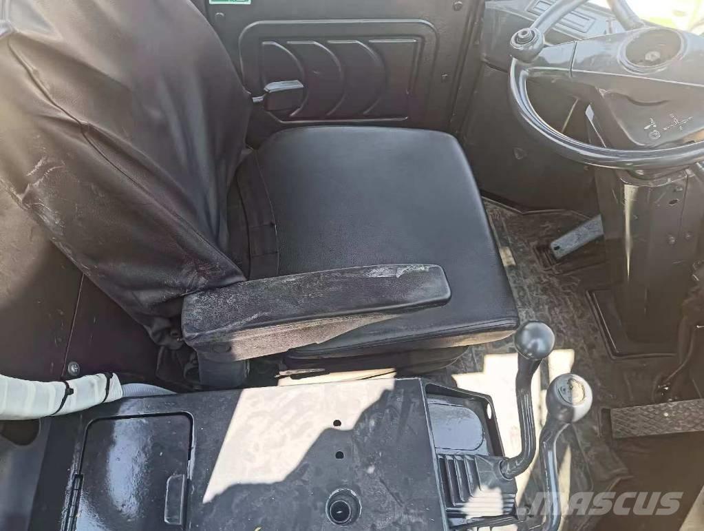 Komatsu WA 470-3 ホイールローダー・タイヤショベル