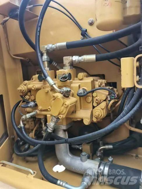 CAT 312 C 大型油圧ショベル12t以上（パワーショベル・ユンボ）