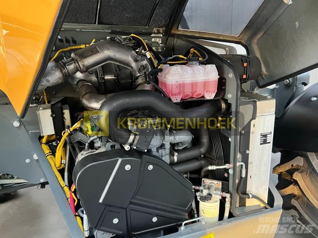 Liebherr T 60-9 テレスコーピックハンドラー