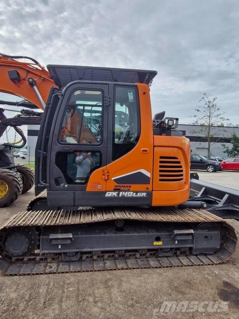 Develon DX 140 LCR-7 大型油圧ショベル12t以上（パワーショベル・ユンボ）