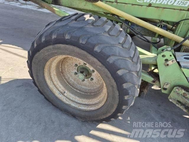 Krone swadro 1250 ウィンドローア/レーキ