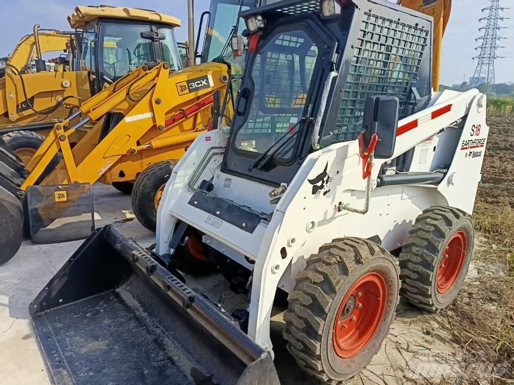 Bobcat S 18 スキッドステアローダー