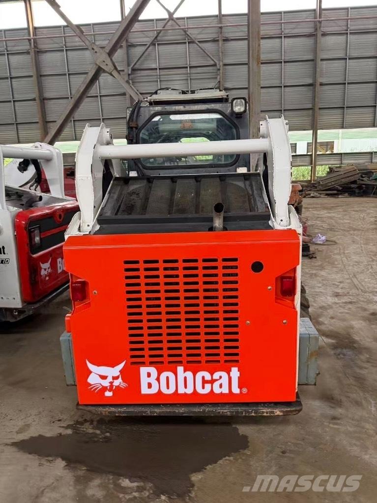 Bobcat S 18 スキッドステアローダー