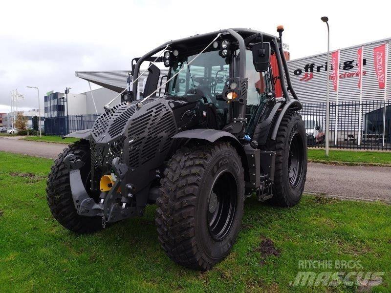Valtra N 155 Direct トラクター