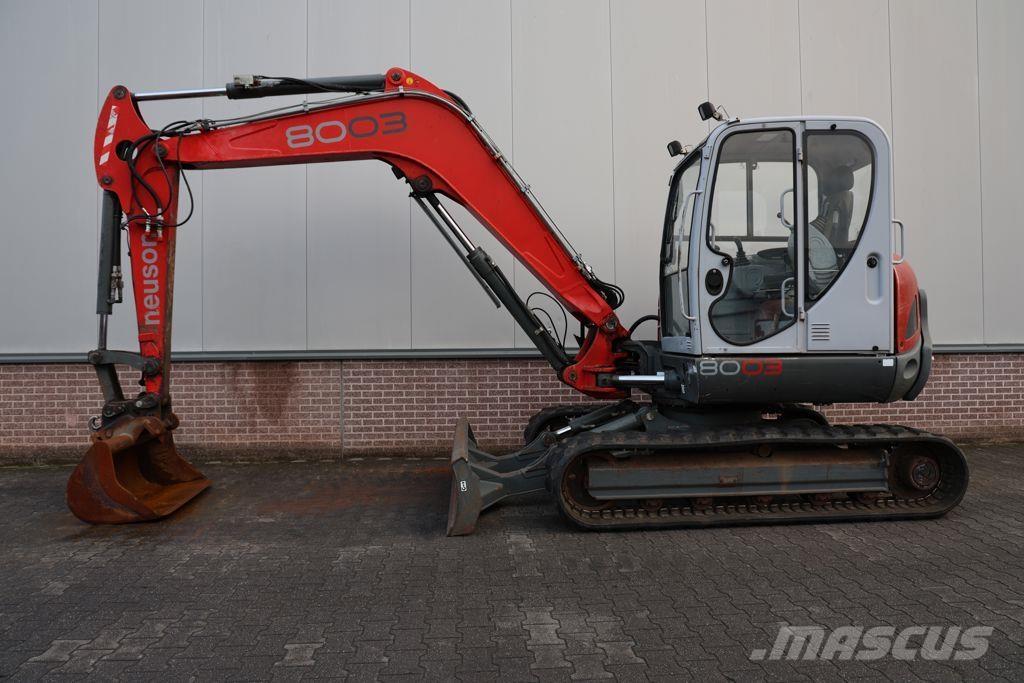 Neuson 8003 RD 大型油圧ショベル12t以上（パワーショベル・ユンボ）