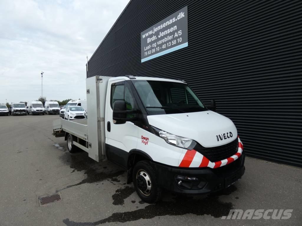 Iveco 50C 18 平ボディー