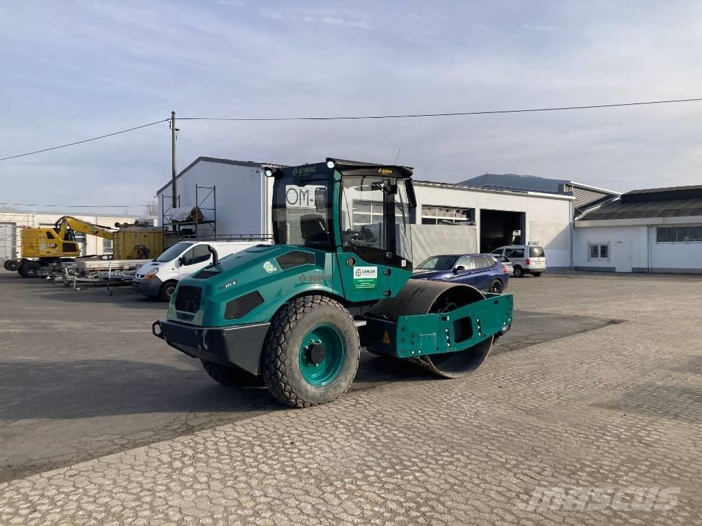 Bomag BW 177 D-5 振動ローラ