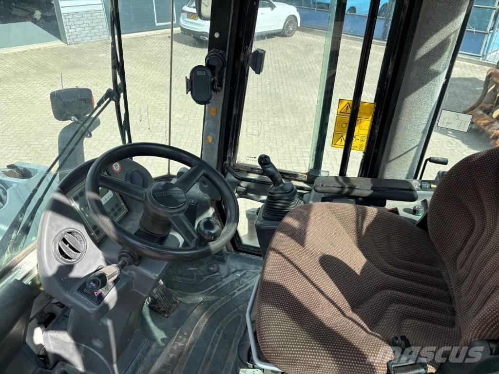 Liebherr L 538 ホイールローダー・タイヤショベル