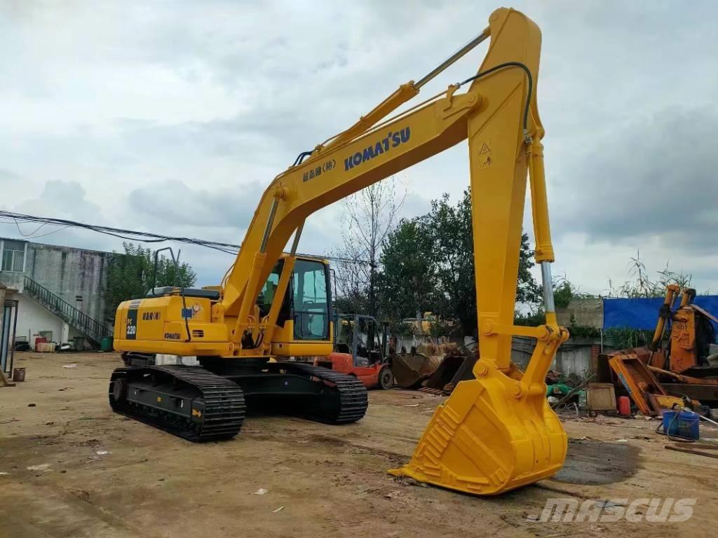 Komatsu PC 220 大型油圧ショベル12t以上（パワーショベル・ユンボ）