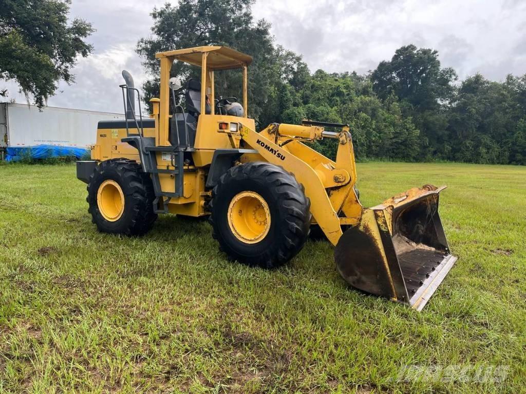 Komatsu WA 250-3L ホイールローダー・タイヤショベル