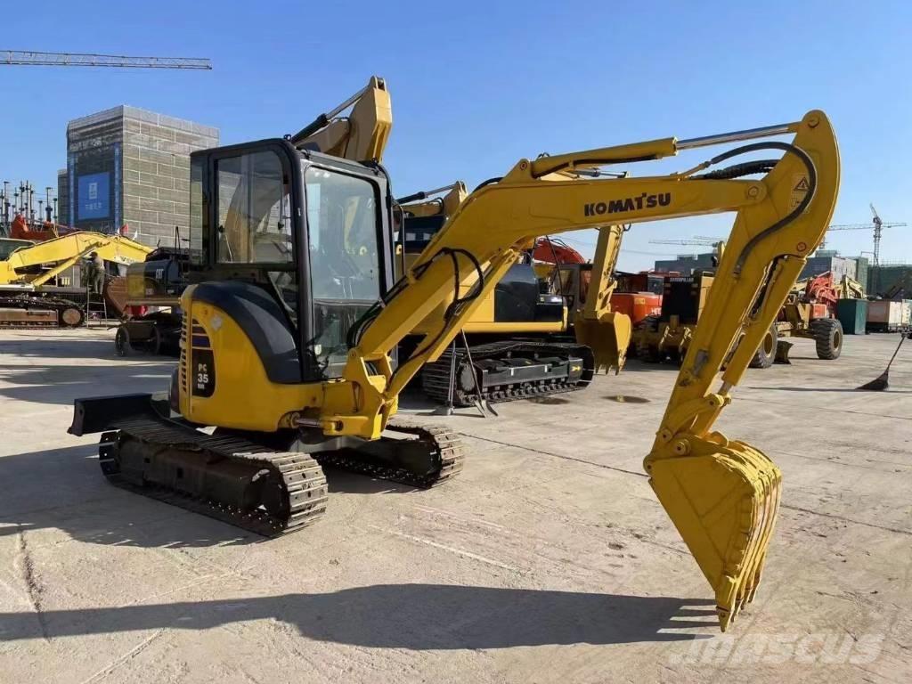 Komatsu PC 35 ミニ油圧ショベル 7t以下（ミニユンボ・ミニディガー）