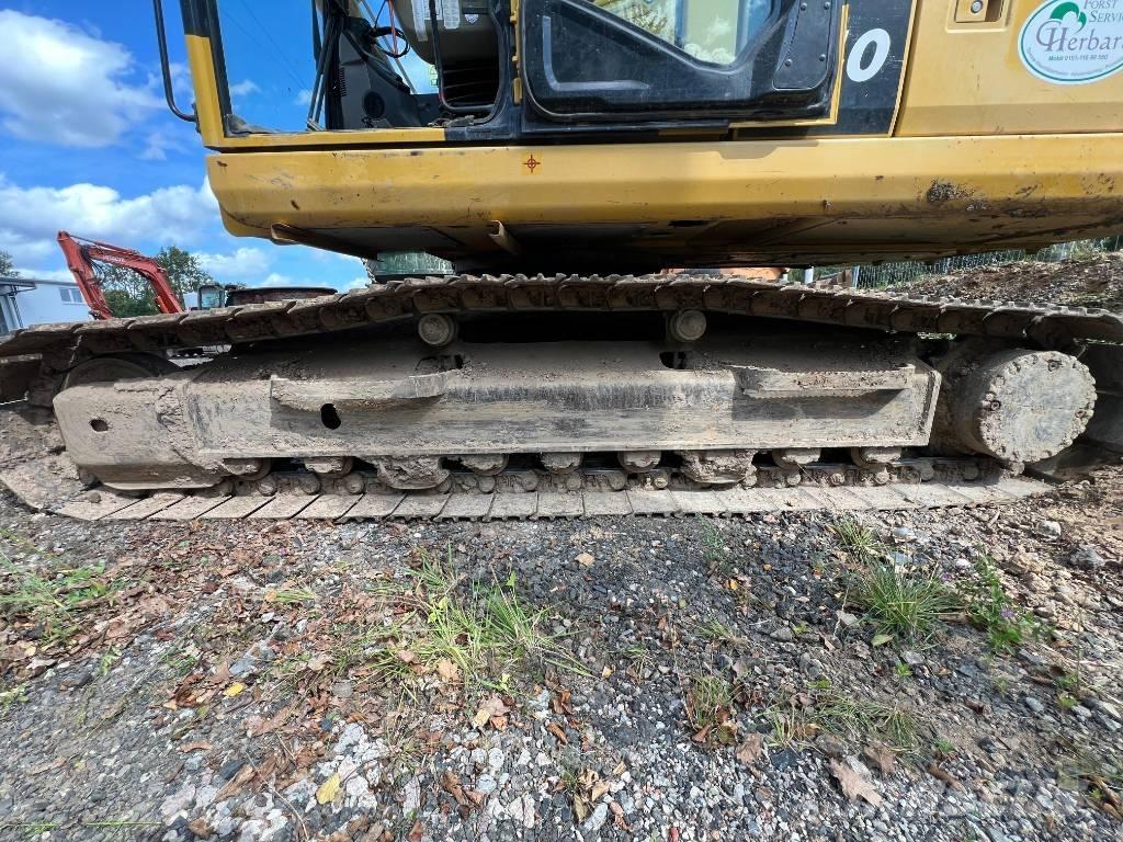 Komatsu PC 240 NLC 大型油圧ショベル12t以上（パワーショベル・ユンボ）