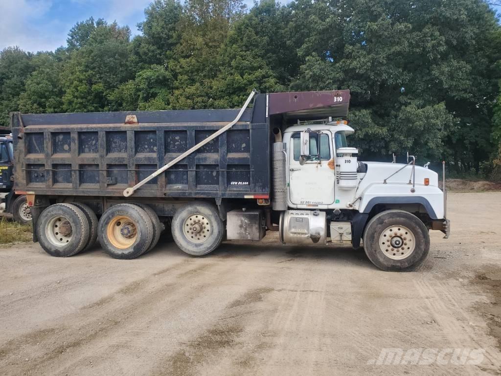 Mack RD 688 S ダンプ