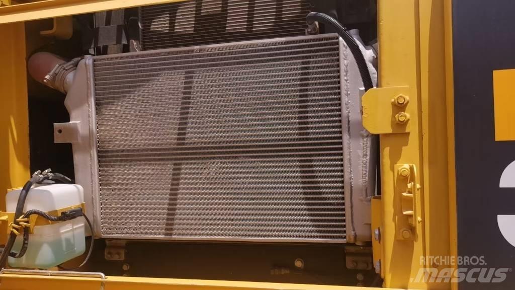 Komatsu PC350 大型油圧ショベル12t以上（パワーショベル・ユンボ）