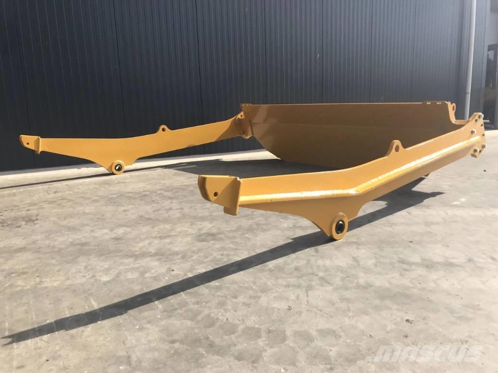 Bell B30E テールゲート