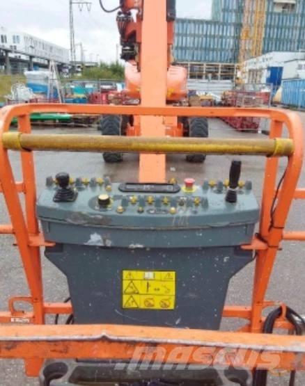 JLG 1200 SJP ブームリフト　直伸型