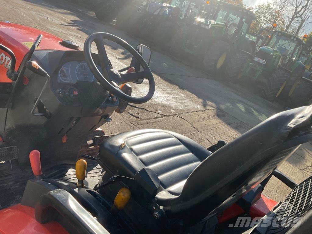 Kubota B 2261 トラクター