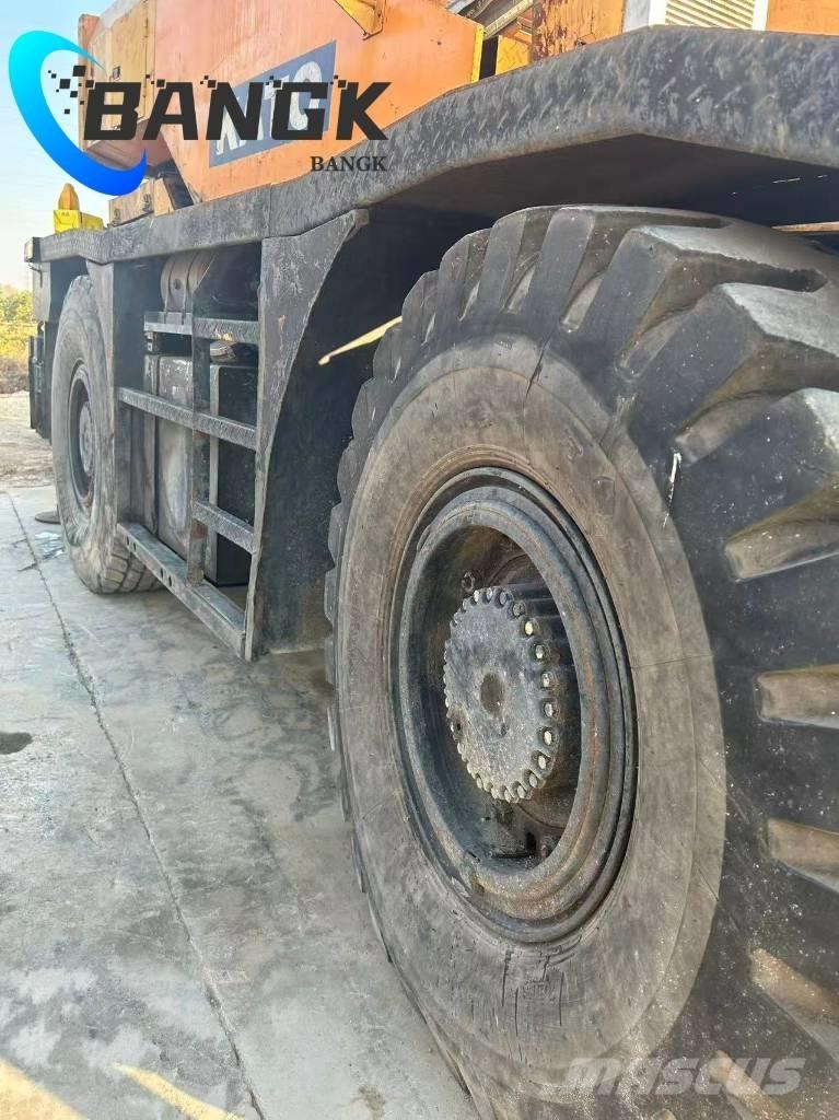 Kato KR 25 H ラフテレーンクレーン