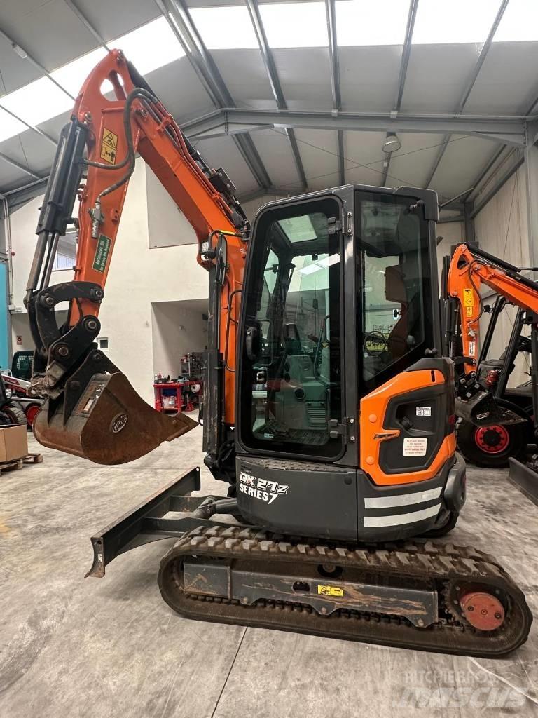 Doosan DX 27 Z ミニ油圧ショベル 7t以下（ミニユンボ・ミニディガー）