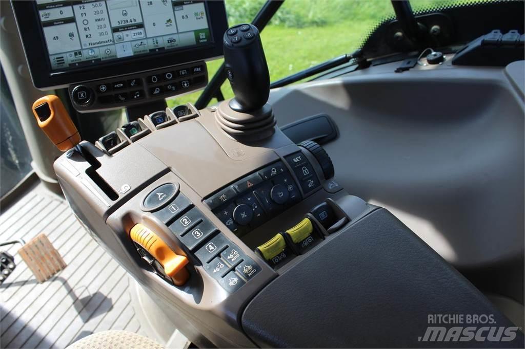 John Deere 6215R トラクター