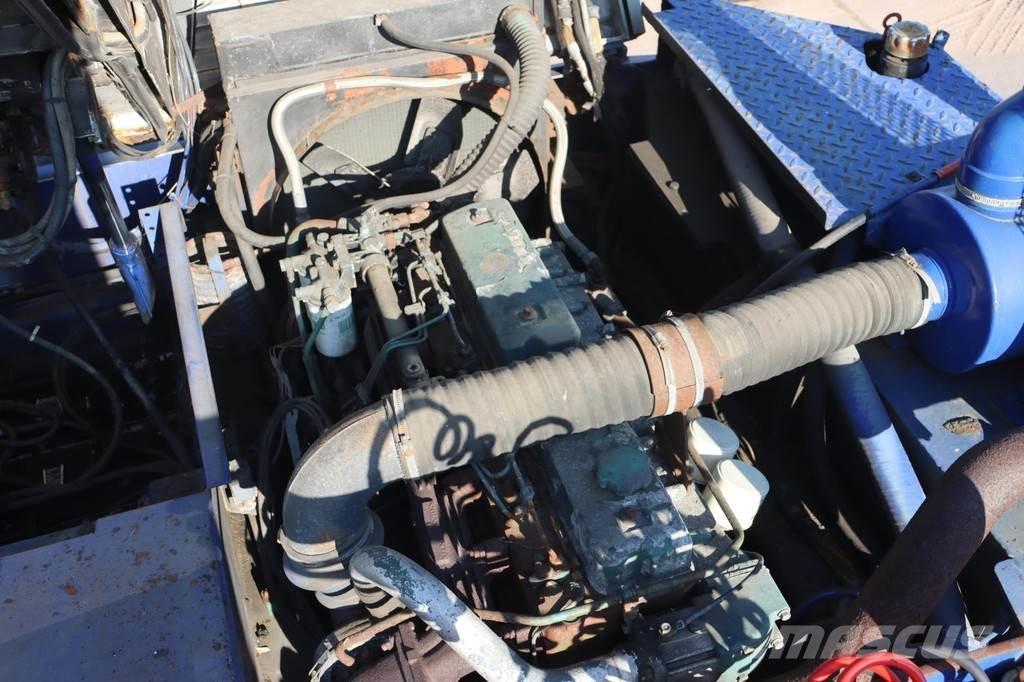 Terberg TRT89 ターミナルトラクター