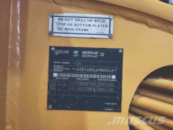CAT 140 H モーターグレーダー