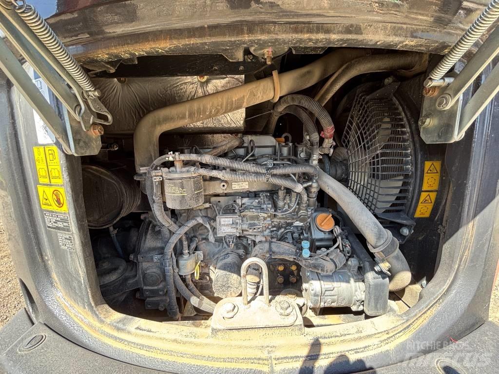 Hitachi ZX 48 U-5 A ミニ油圧ショベル 7t以下（ミニユンボ・ミニディガー）
