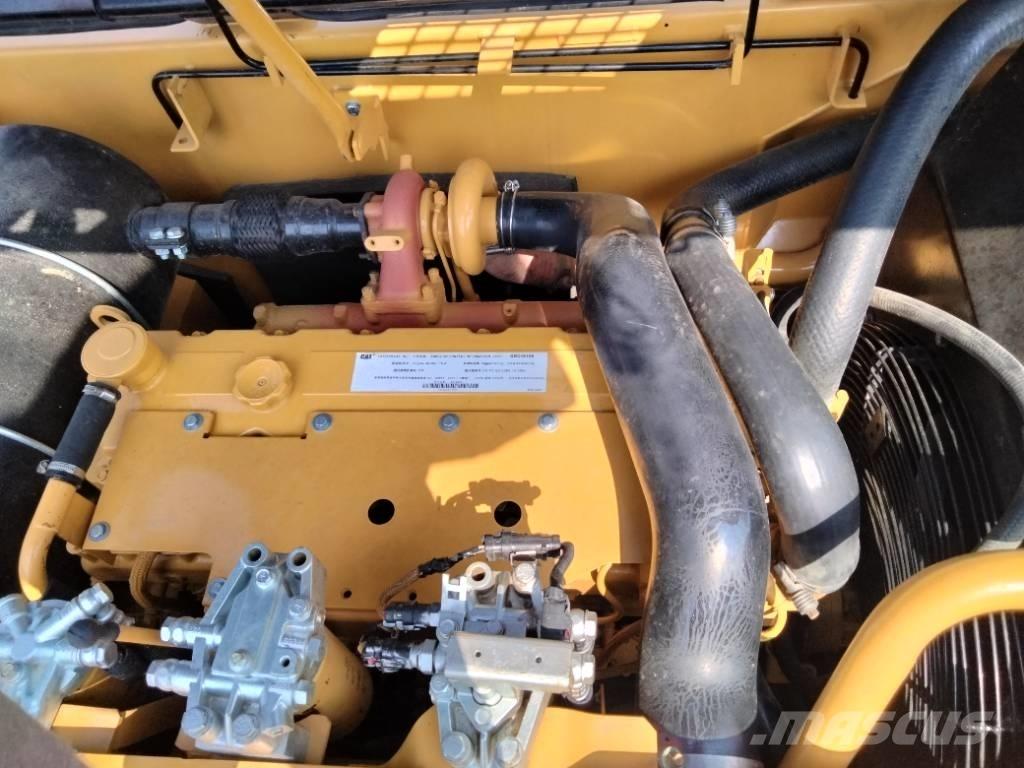 CAT 320 D 大型油圧ショベル12t以上（パワーショベル・ユンボ）