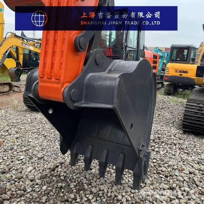 Doosan DX 225 大型油圧ショベル12t以上（パワーショベル・ユンボ）