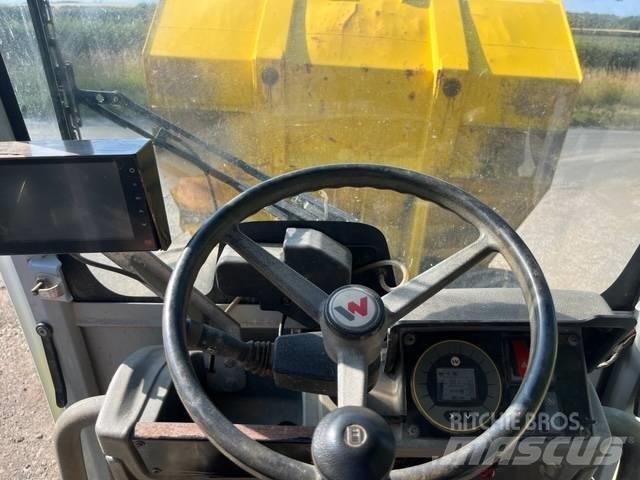 Wacker Neuson DW 90 サイト　ダンプ