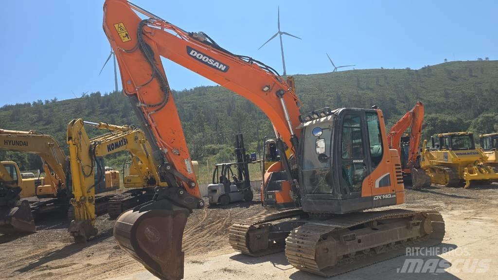Doosan DX140LCR-5 大型油圧ショベル12t以上（パワーショベル・ユンボ）