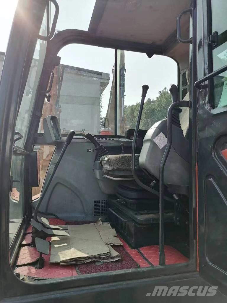 Doosan DX 60 ミニ油圧ショベル 7t以下（ミニユンボ・ミニディガー）