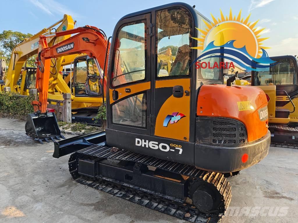 Doosan DH 60-7 ミニ油圧ショベル 7t以下（ミニユンボ・ミニディガー）