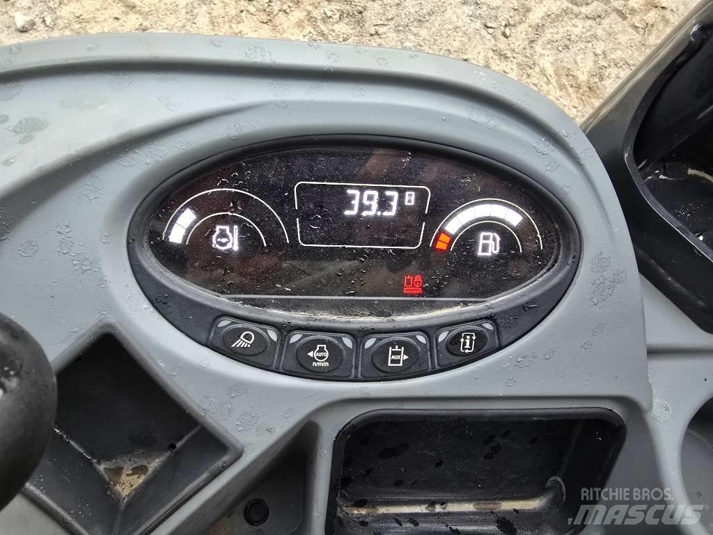Bobcat E 20 ミニ油圧ショベル 7t以下（ミニユンボ・ミニディガー）