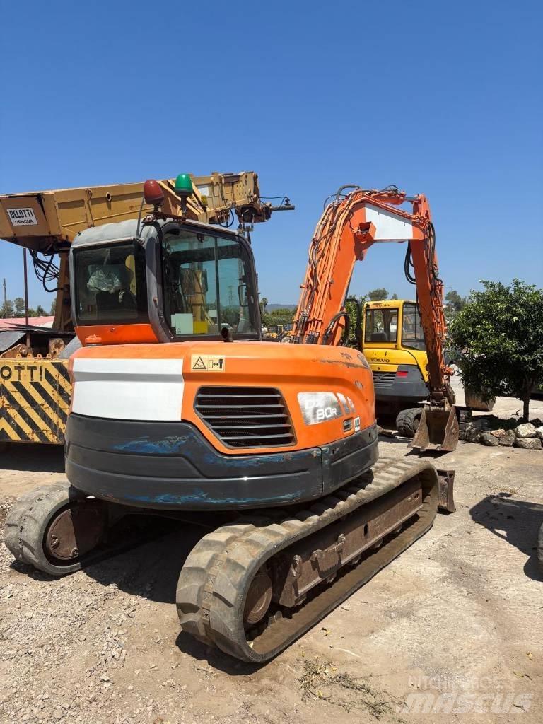 Doosan DX 80 R 中型油圧ショベル 7ｔ-12ｔ（ユンボ・パワーショベル・バックホー）